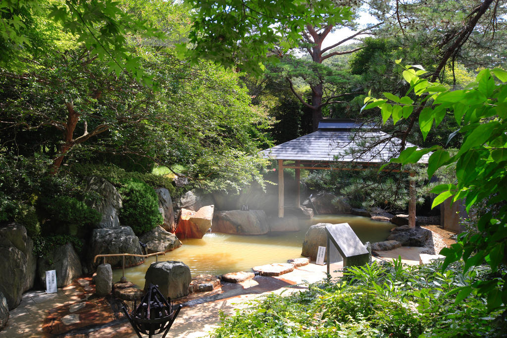 Sendai Akiku Weni Bonfire No Tang Hotel Exterior photo